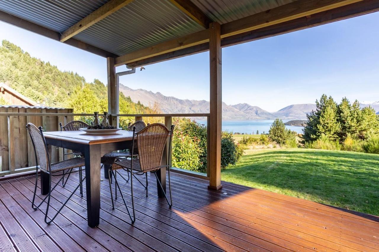 Private Cottage With Spa And Amazing Lake Views Closeburn Exterior foto